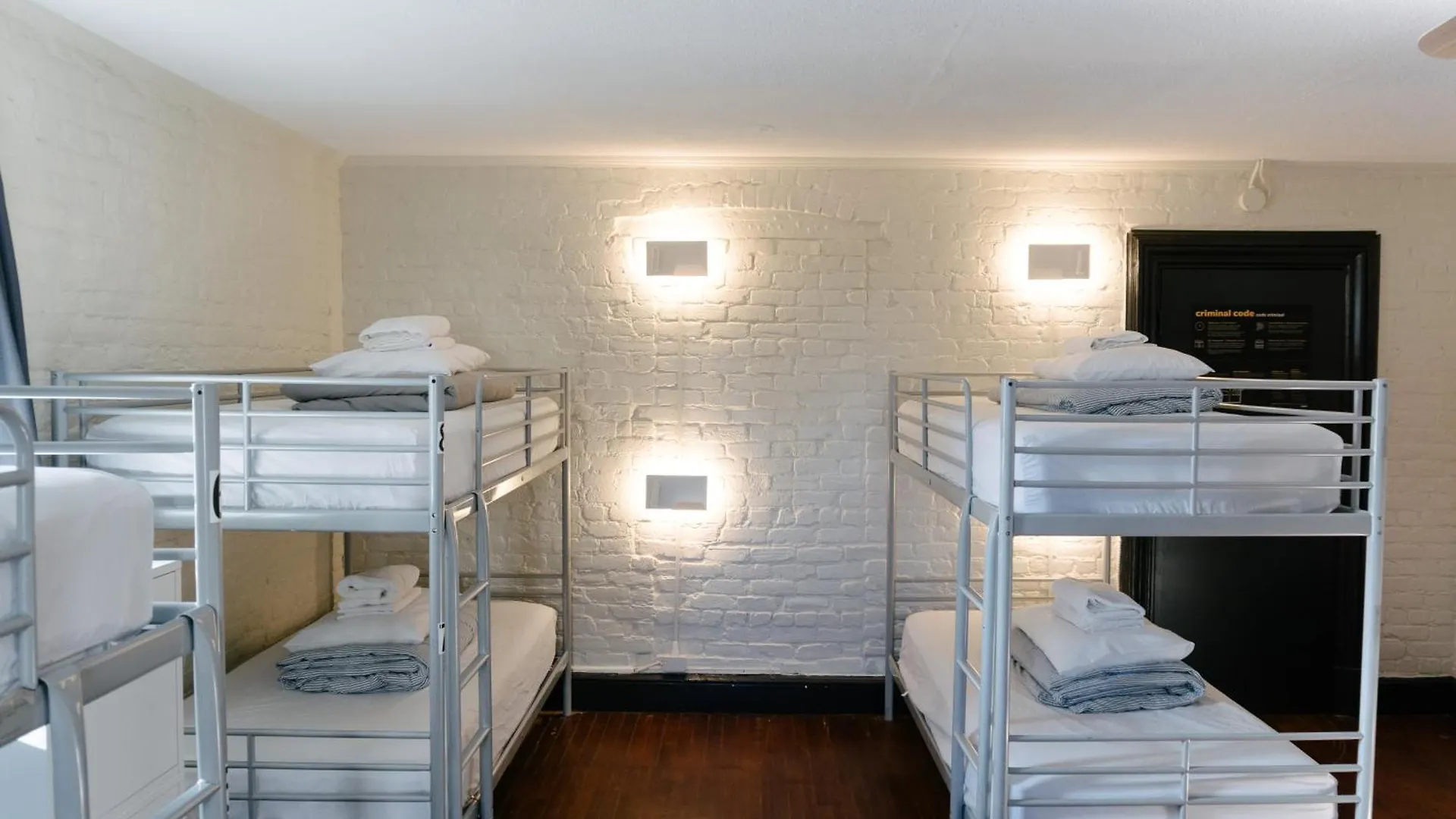 Saintlo Ottawa Jail Hostel 0*,  Canada