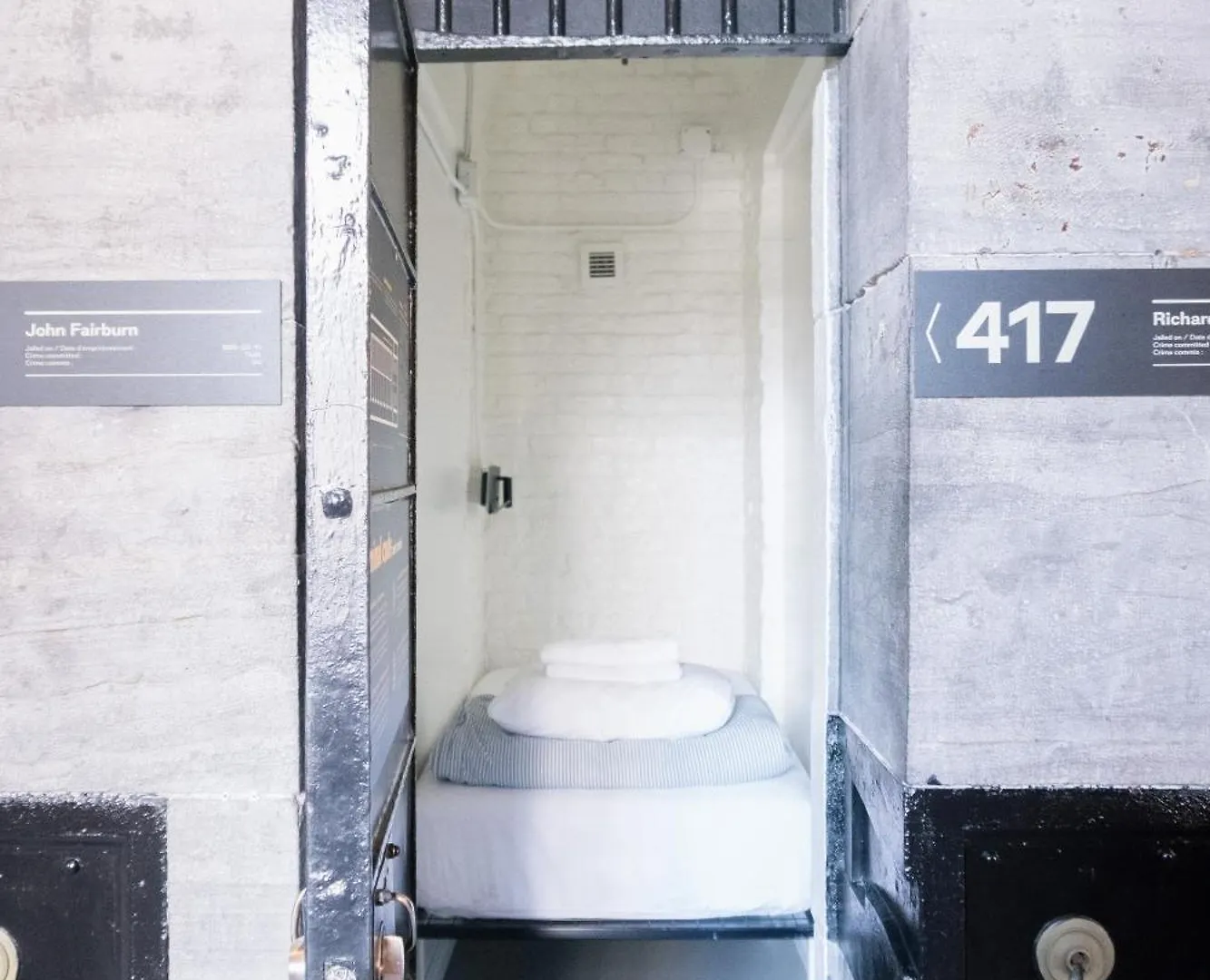 Saintlo Ottawa Jail Hostel Canada