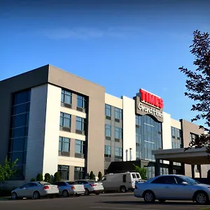 https://grand-times-hotel-aeroport-de-quebec.hotelsquebeccity.net